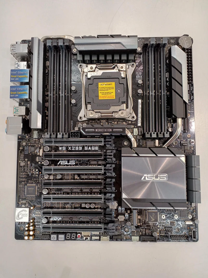 Carte mère ASUS compatible Intel WS X299 SAGE