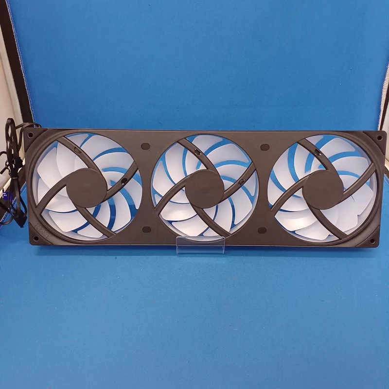 Refroidisseur de processeur à eau NZXT / KRAKEN 360 RGB