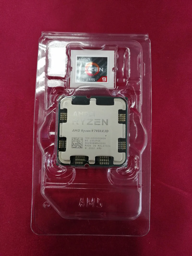 Processeur AMD Ryzen 9 7950 X3D