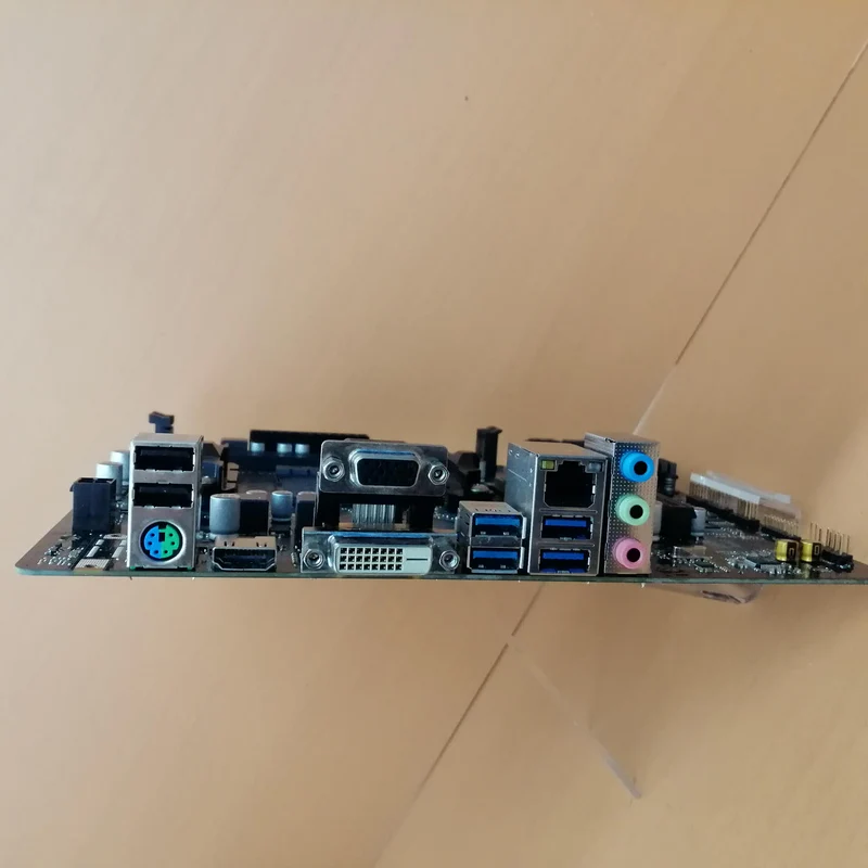 Carte mère ASROCK A520M-HDV