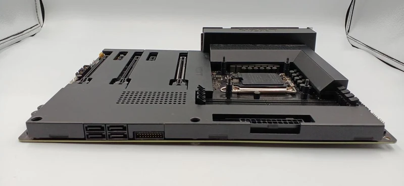 Carte mère NZXT 80G70036-00671