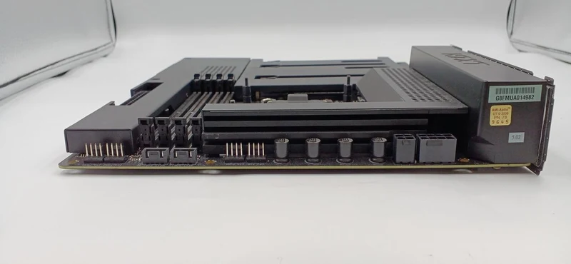 Carte mère NZXT 80G70036-00671