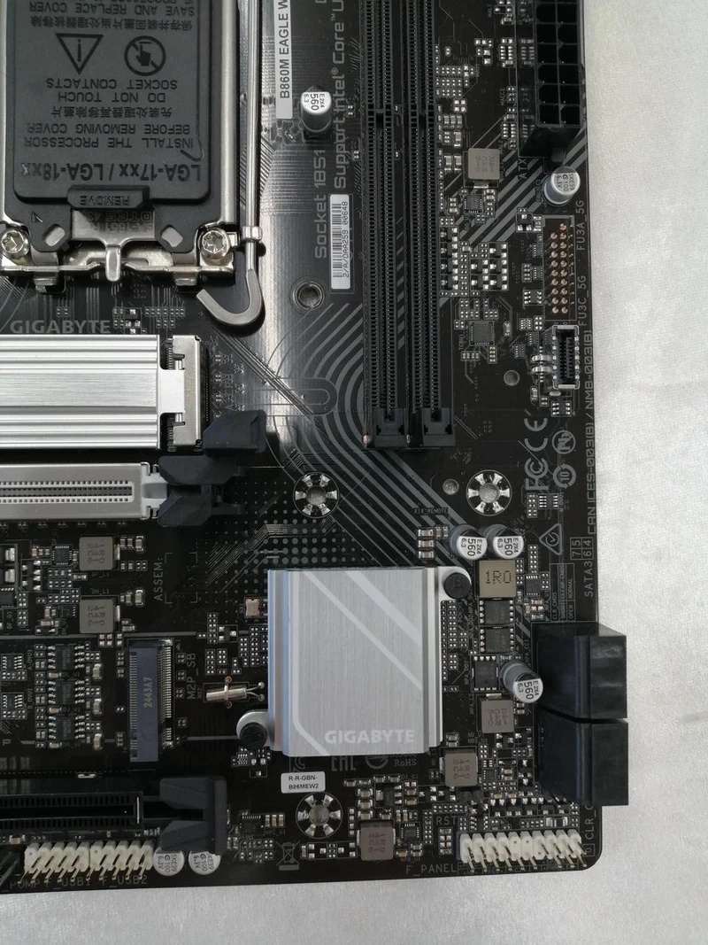 Carte mère GIGABYTE B860M EAGLE WIFI6V2