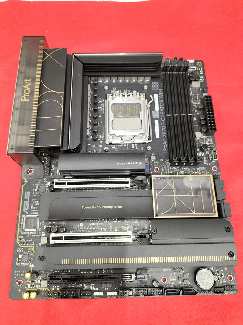 Carte mère ASUS X-870E CREATOR WIFI compatible AMD