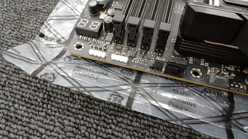 Carte mère ASUS ROG STRIX Z790-E GAMING WIFI II