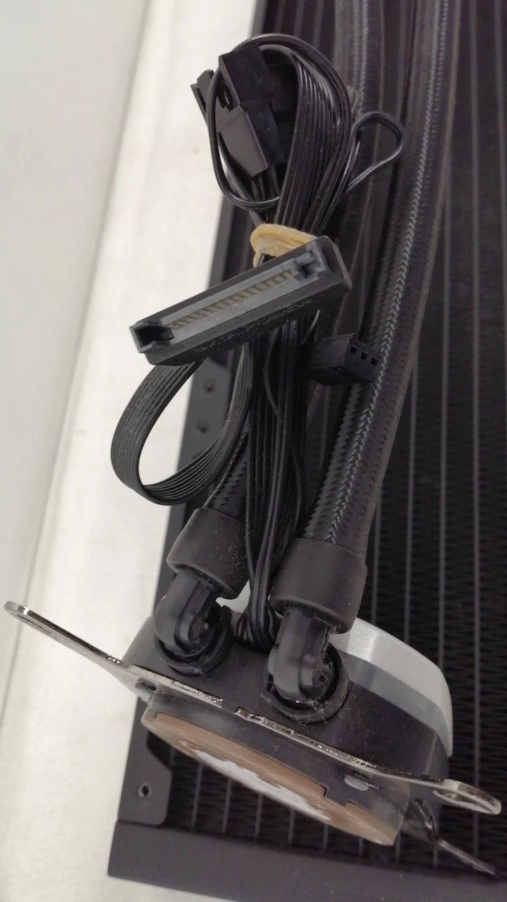 Système de refroidissement liquide CORSAIR H150I PRO RGB