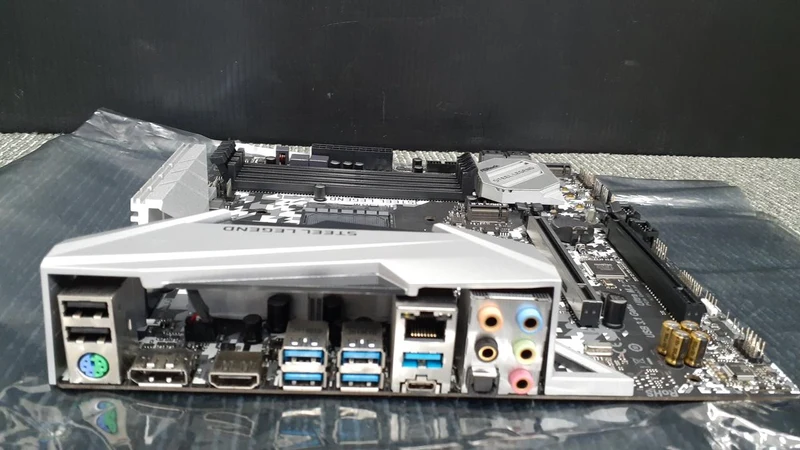 Carte mère ASROCK B450M STEEL LEGEND compatible AMD