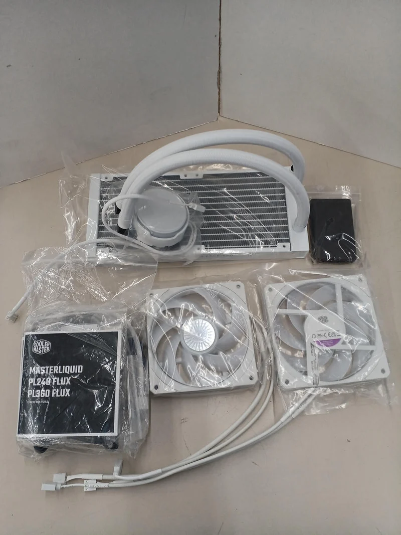 Refroidisseur d'eau COOLER MASTER PL240 FLUX