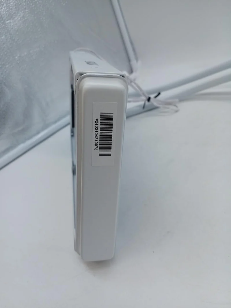 Refroidisseur de processeur MSI MAG CORELIQUID 240R V2 BLANC
