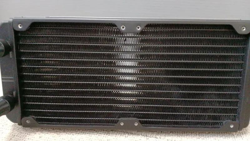 Refroidisseur de processeur CORSAIR H100I V2