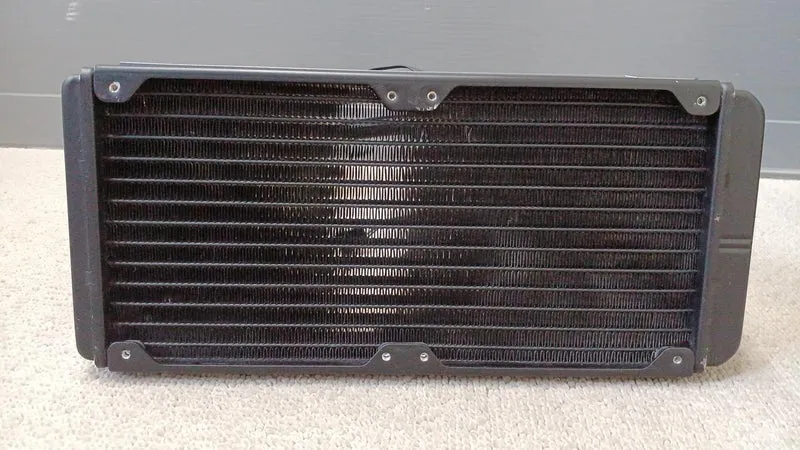 Refroidisseur de processeur CORSAIR H100I V2