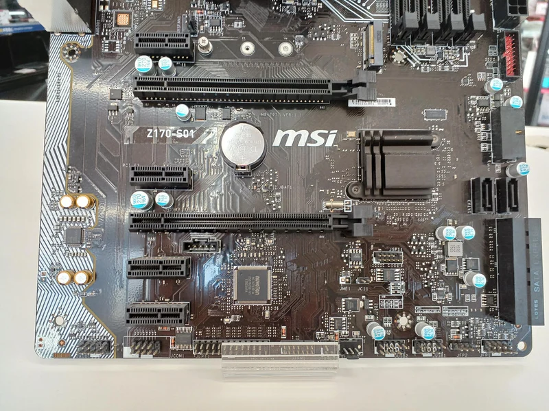 Carte mère MSI Z170-S01 / Intel Core i7-6700
