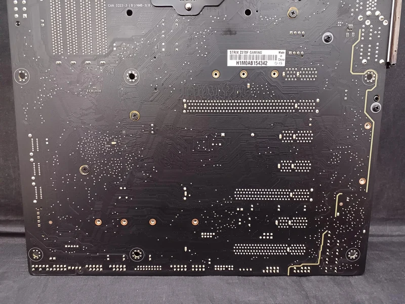 [À DÉCHETER] Carte mère ASUS STRIX Z270F GAMING compatible Intel