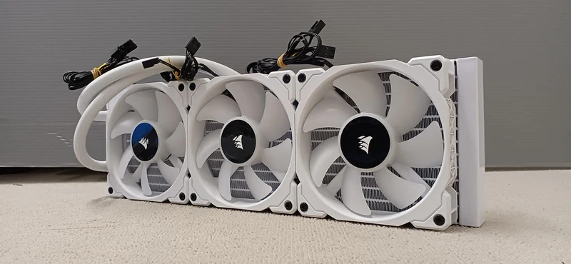 [À NE PAS UTILISER] Refroidisseur de processeur à eau CORSAIR RWF0047