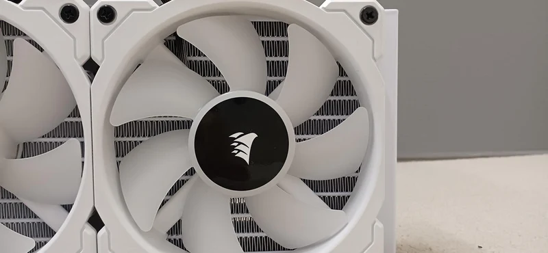 [À NE PAS UTILISER] Refroidisseur de processeur à eau CORSAIR RWF0047