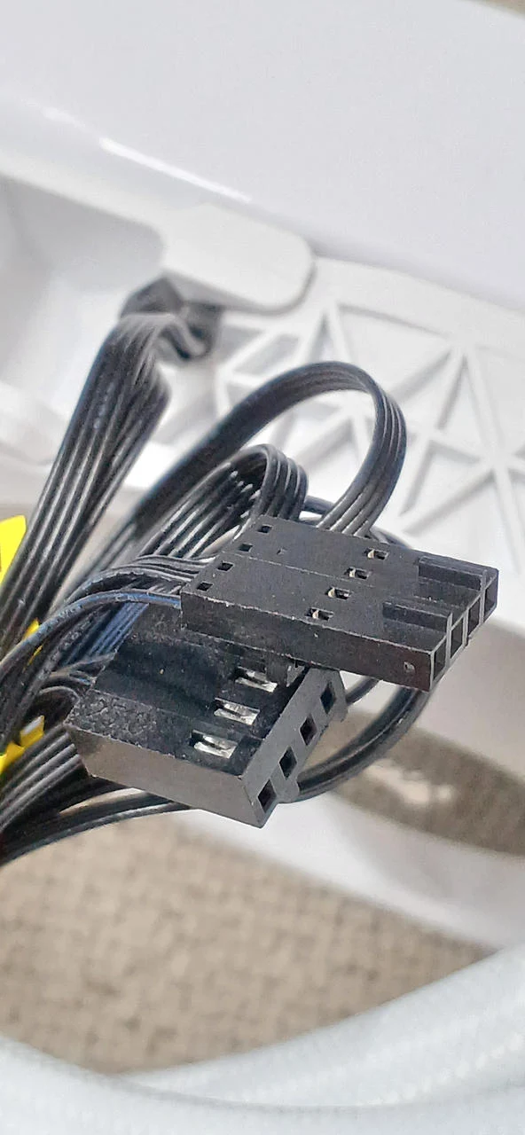 [À NE PAS UTILISER] Refroidisseur de processeur à eau CORSAIR RWF0047