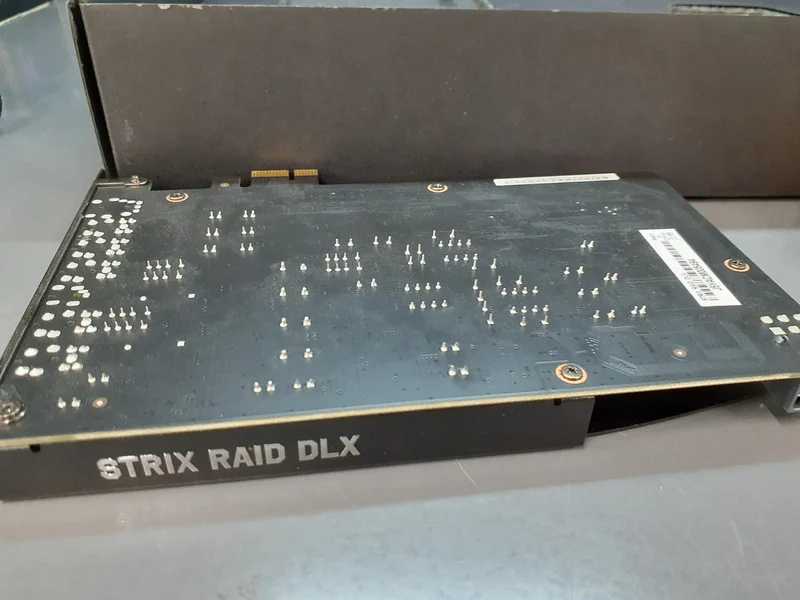 Carte son ASUS : STRIX RAID DLX