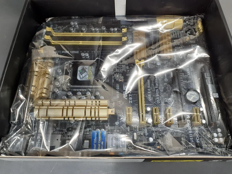 Carte mère ASUS : Z87-PRO