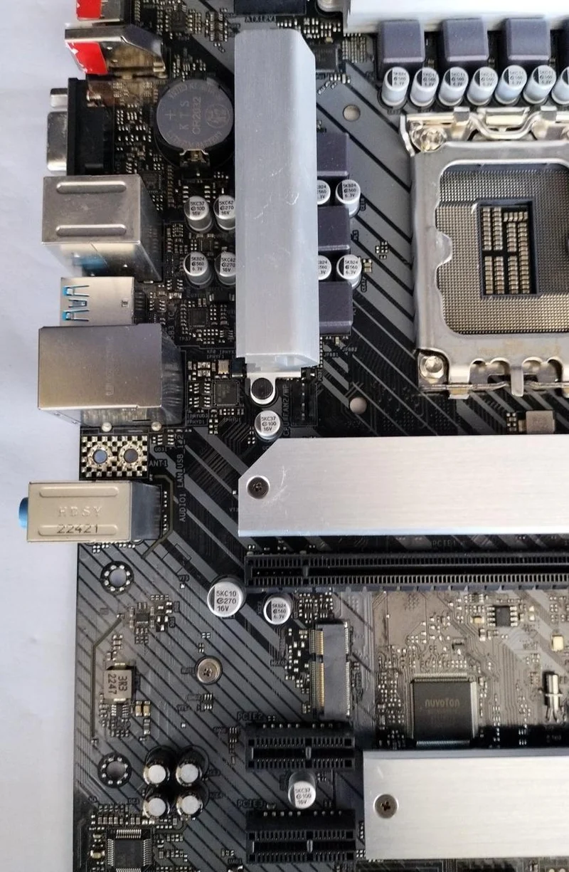 [À DÉCHETER] Carte mère ASROCK B660M-HDV