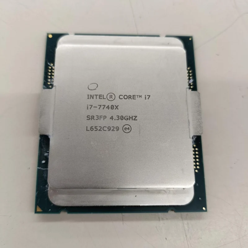 Processeur Intel i7-7740X
