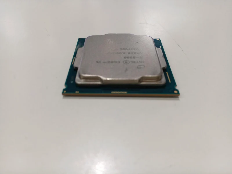 Processeur Intel i5-8500