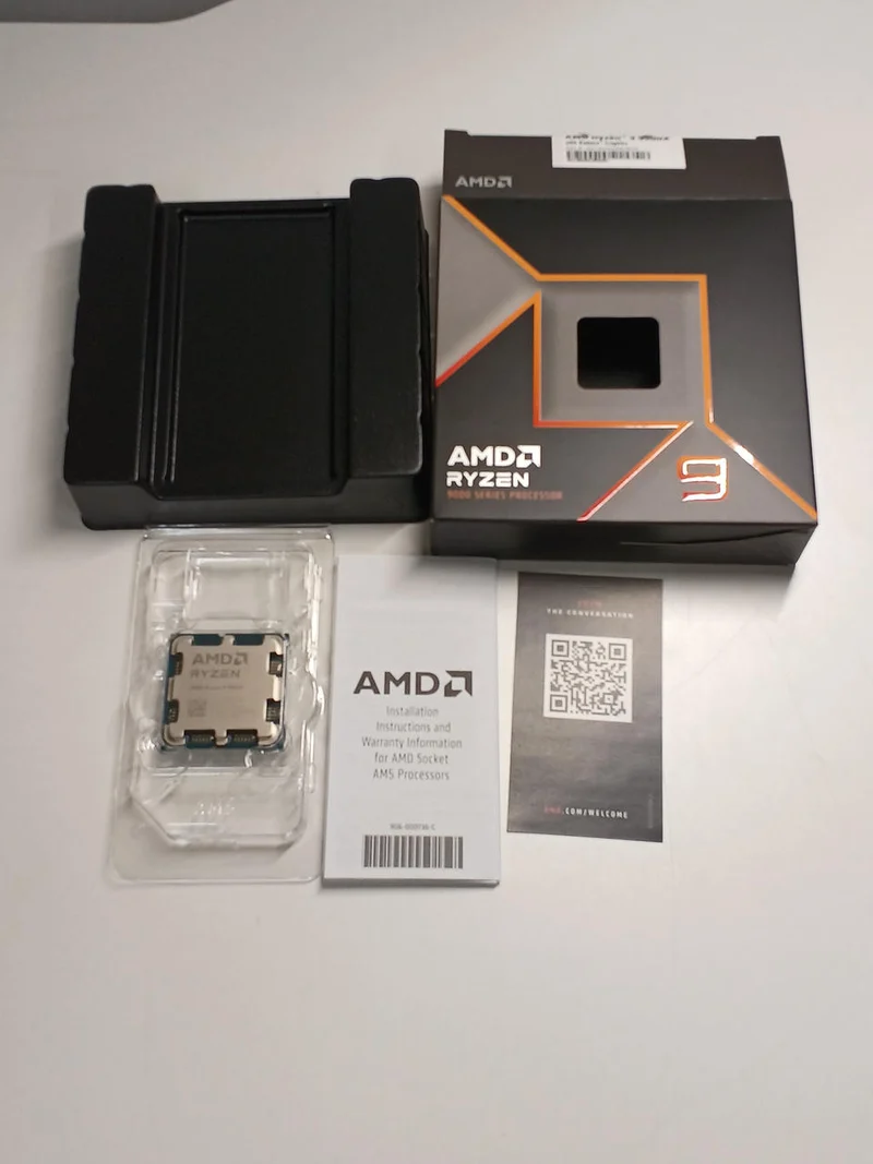 Processeur AMD Ryzen 9 9900X