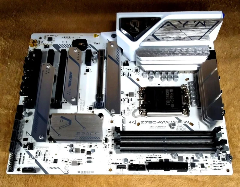 Carte mère ASUS Z790-AYW WIFI W