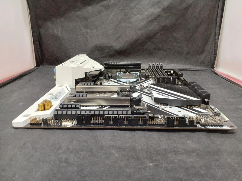 Carte mère ASROCK EXTREME4 Z270
