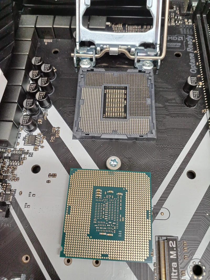 Carte mère ASROCK EXTREME4 Z270