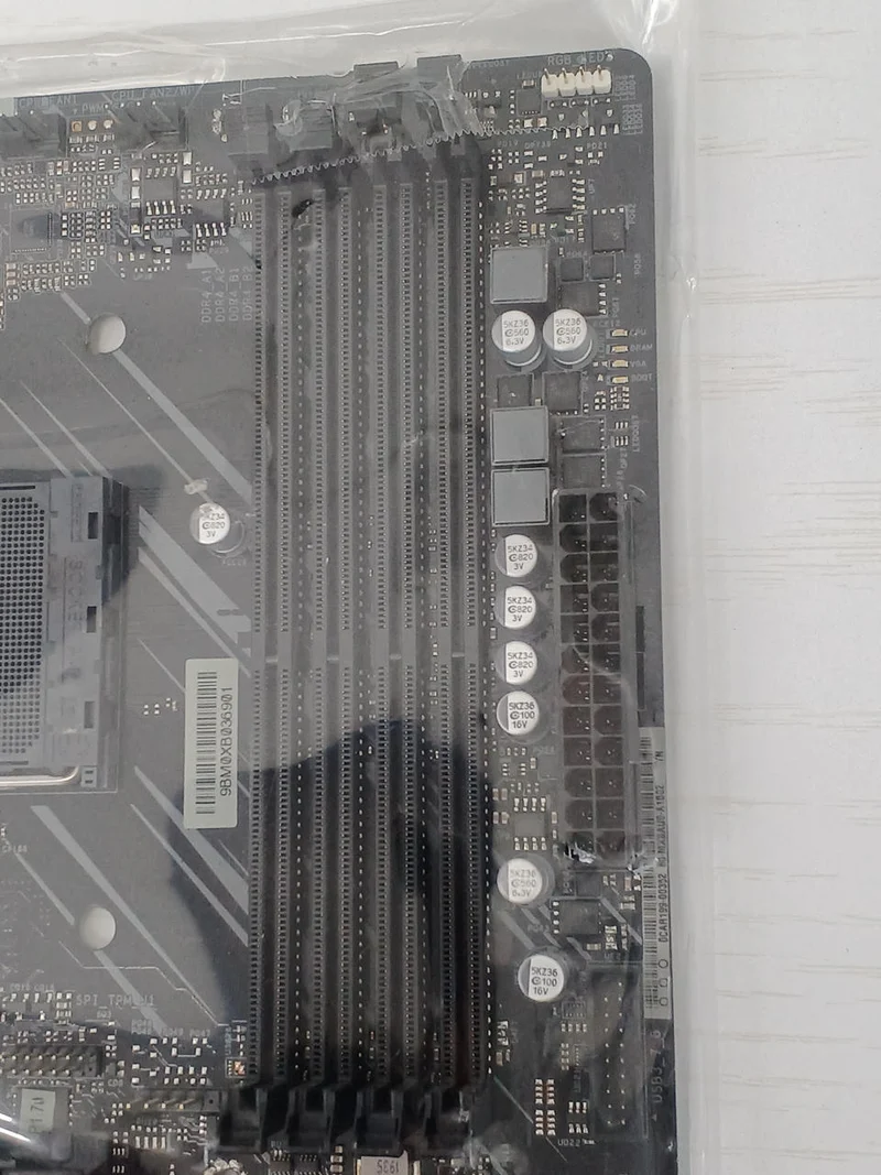 [À DÉCHETER] Carte mère ASROCK X570 GAMING4