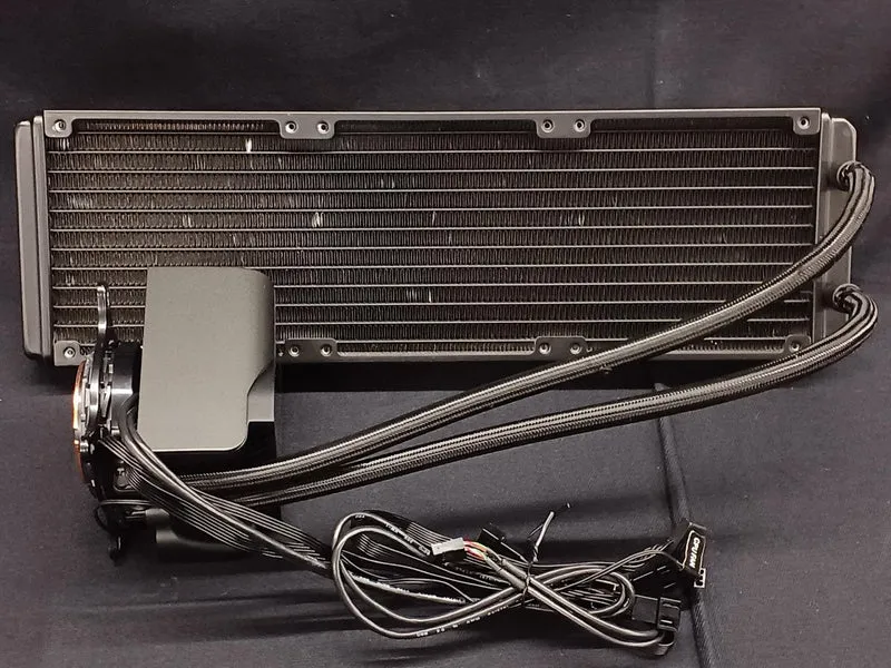 Refroidisseur à eau simple MSI MEG CORELIQUID S360