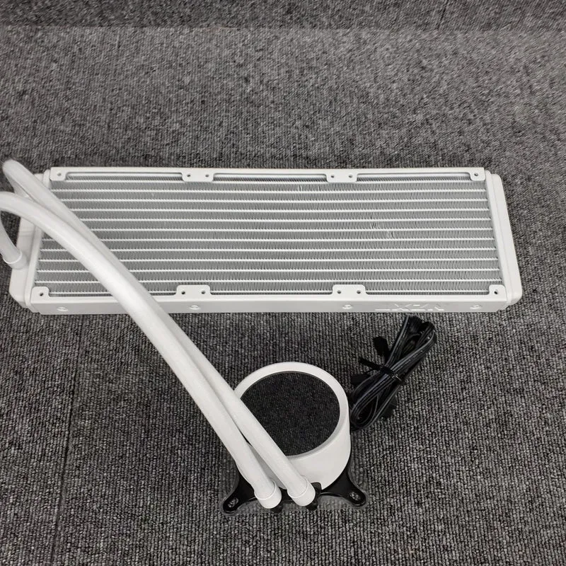 Système de refroidissement liquide NZXT KRAKEN X73 RGB