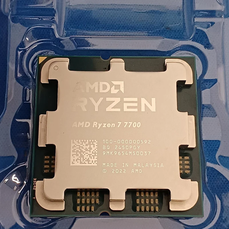 Processeur AMD Ryzen 7 7700