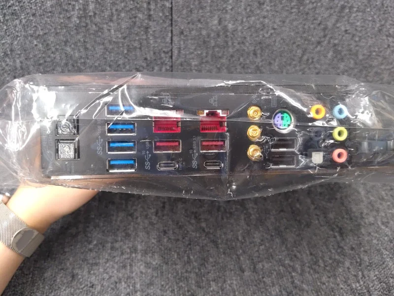 Carte mère ASUS RAMPAGE V EDITION1