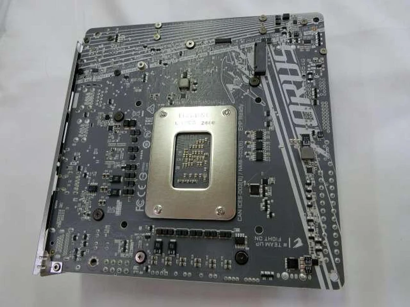Carte mère GIGABYTE compatible LGA1851 AORUS B860I AORUS PRO ICE