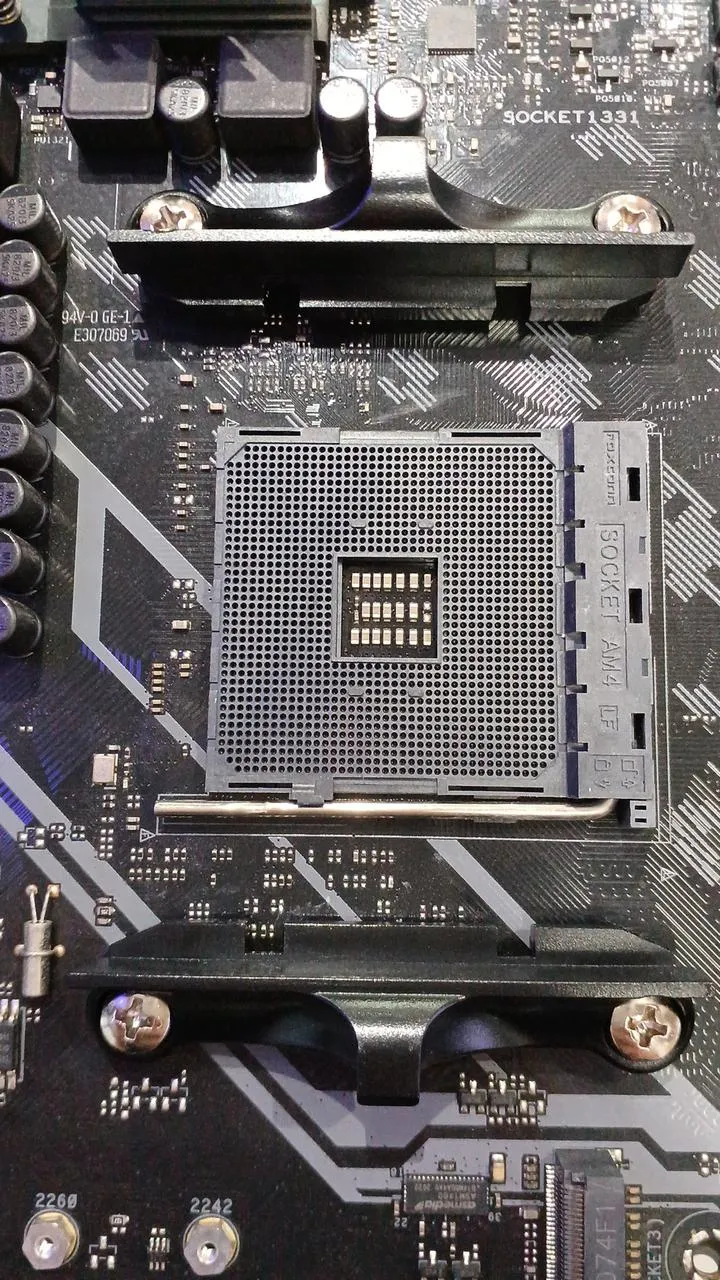Carte mère ASUS TUF B450-PLUS GAMING