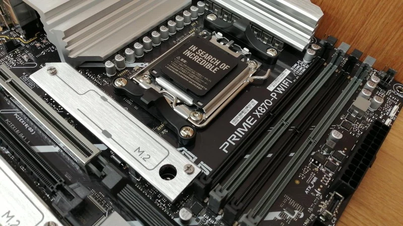 Carte mère ASUS : X870-P WIFI