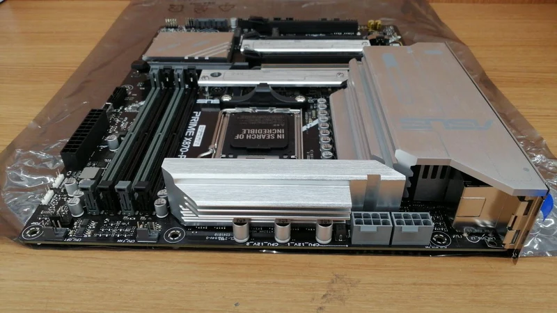 Carte mère ASUS : X870-P WIFI
