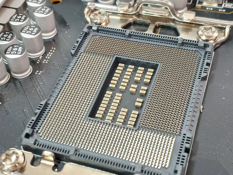Carte mère MSI B760 GAMING PLUS WIFI