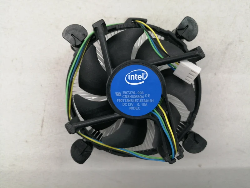 Processeur Intel Core i3-8100 3.6 GHz