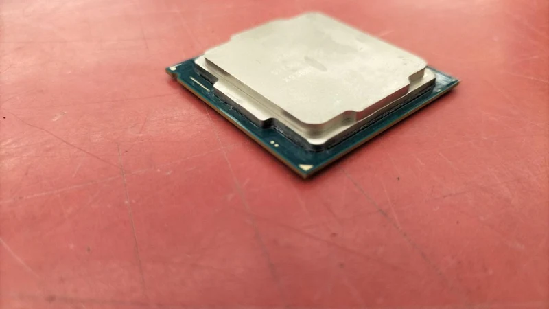 Intel Core i5-9400F Core i5-9400F