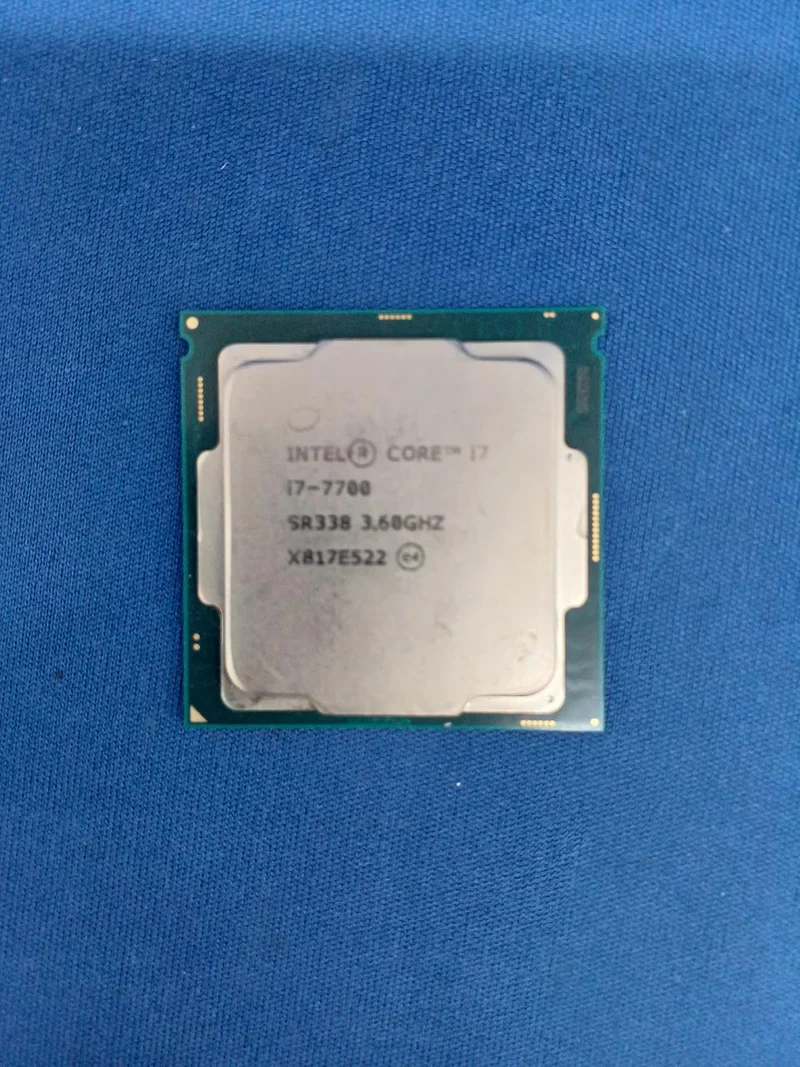 Processeur Intel i7-7700