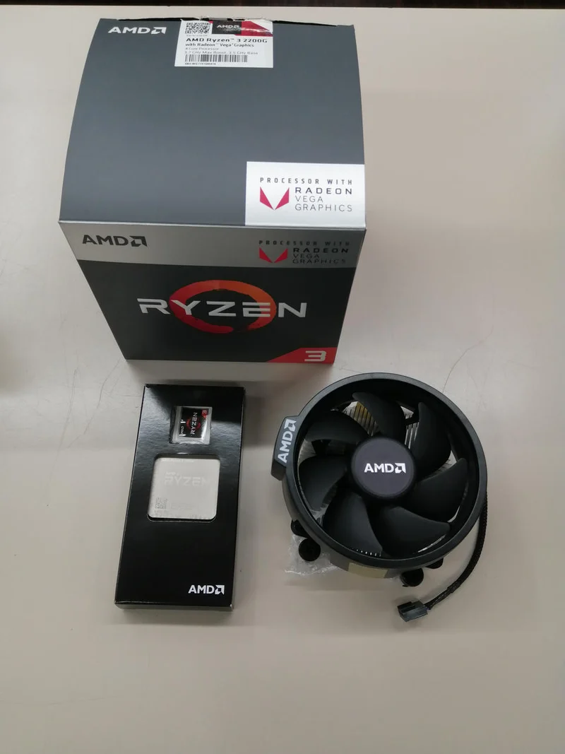 Processeur AMD Ryzen 3 2200G