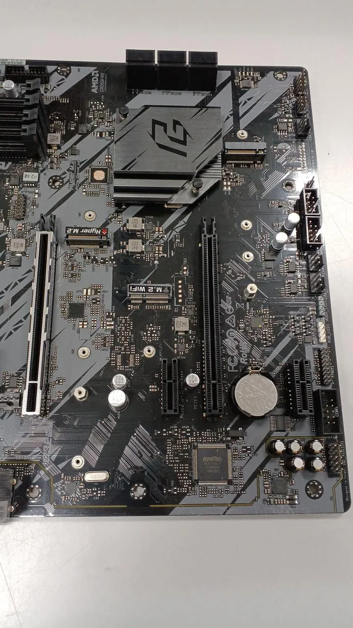 Carte mère ASROCK : B550M PHANTOM GAMING 4