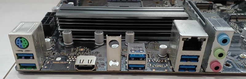 Carte mère ASROCK : B550M PHANTOM GAMING 4