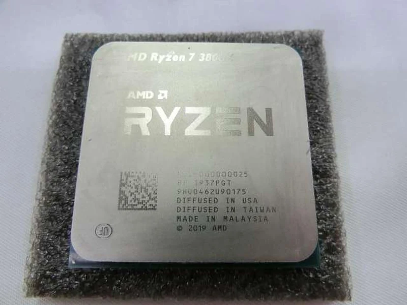 Processeur AMD Ryzen 7 3800X