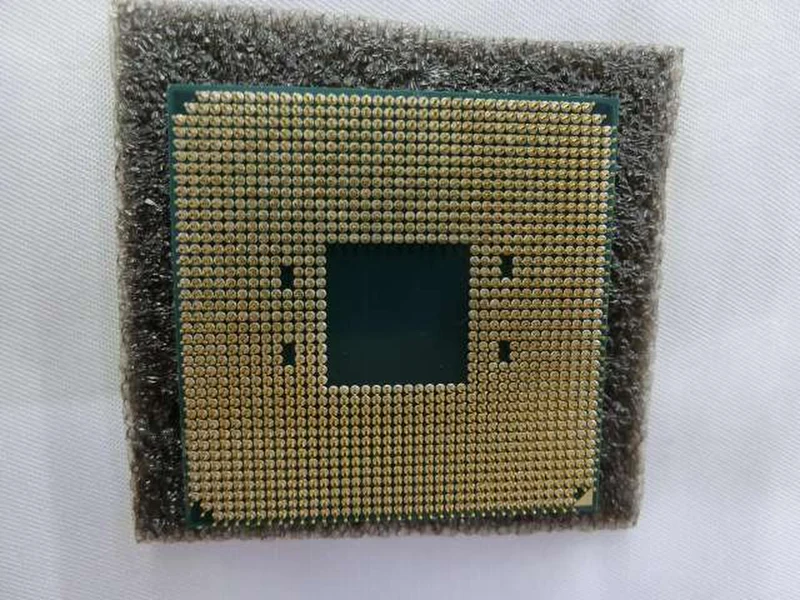 Processeur AMD Ryzen 7 3800X
