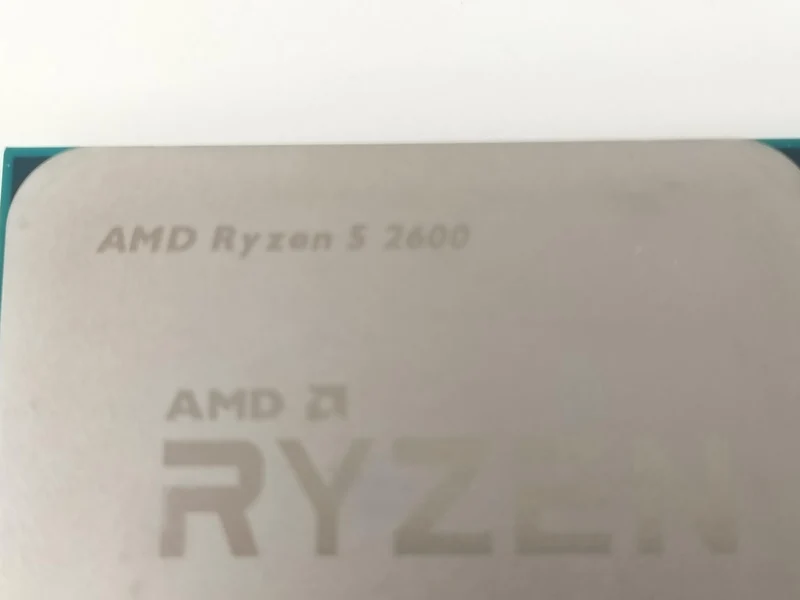 [À DÉCHETER] AMD Ryzen 5 2600 Ryzen 5 2600