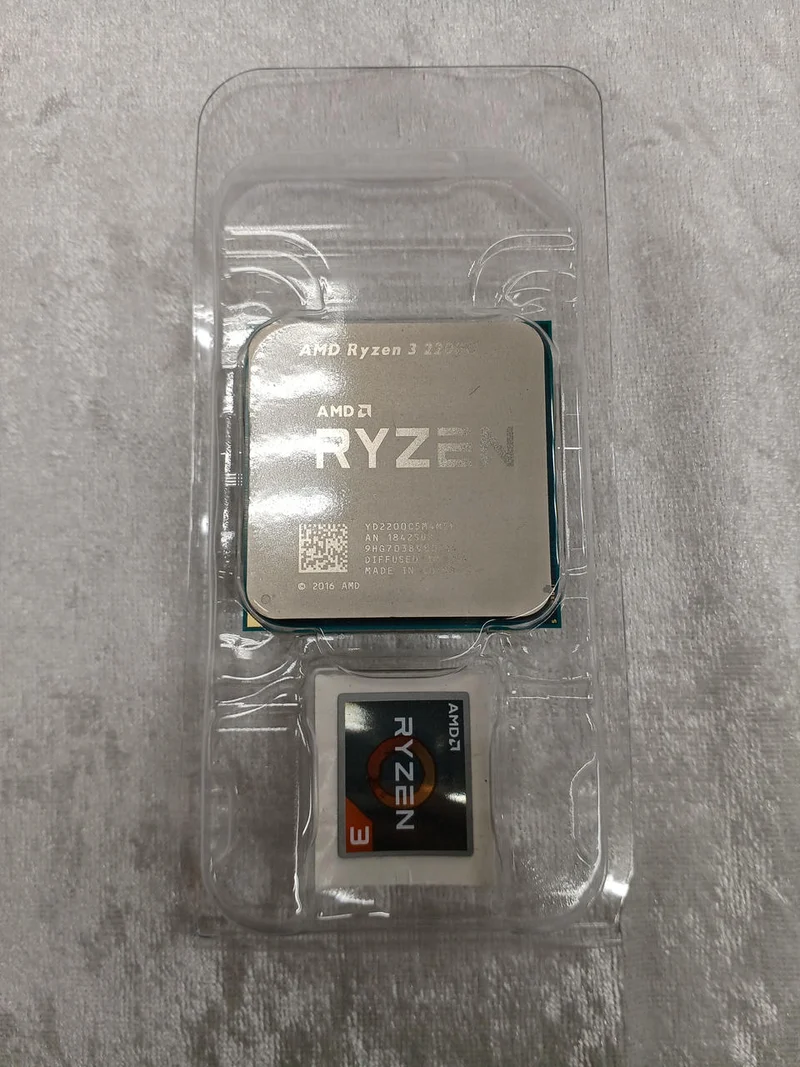 Processeur AMD Ryzen 3 2200G