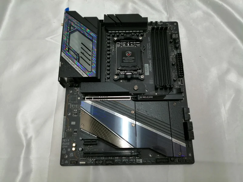 Carte mère ASROCK X870E NOVA WIFI